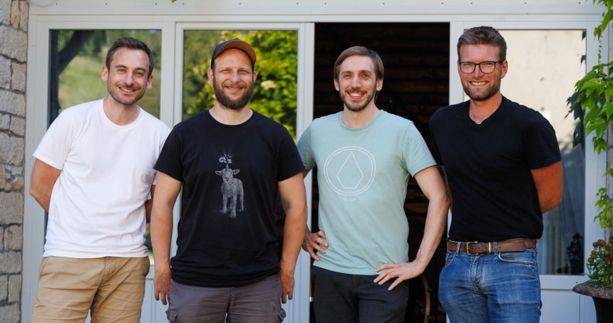 Photo du gorupe TOSF à la fin de l'enregistrement studio de In The Making en 2024